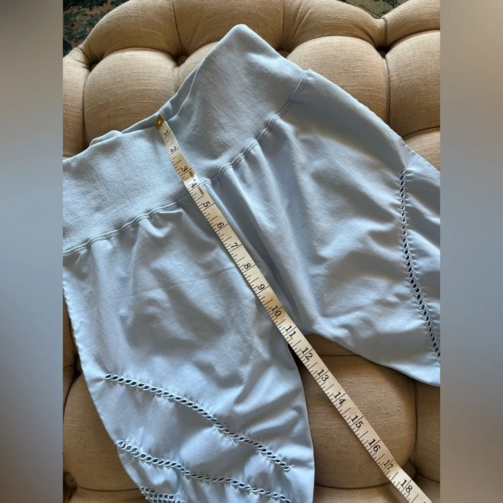 ALO Yoga High- Waist Seamless Legging Size Large